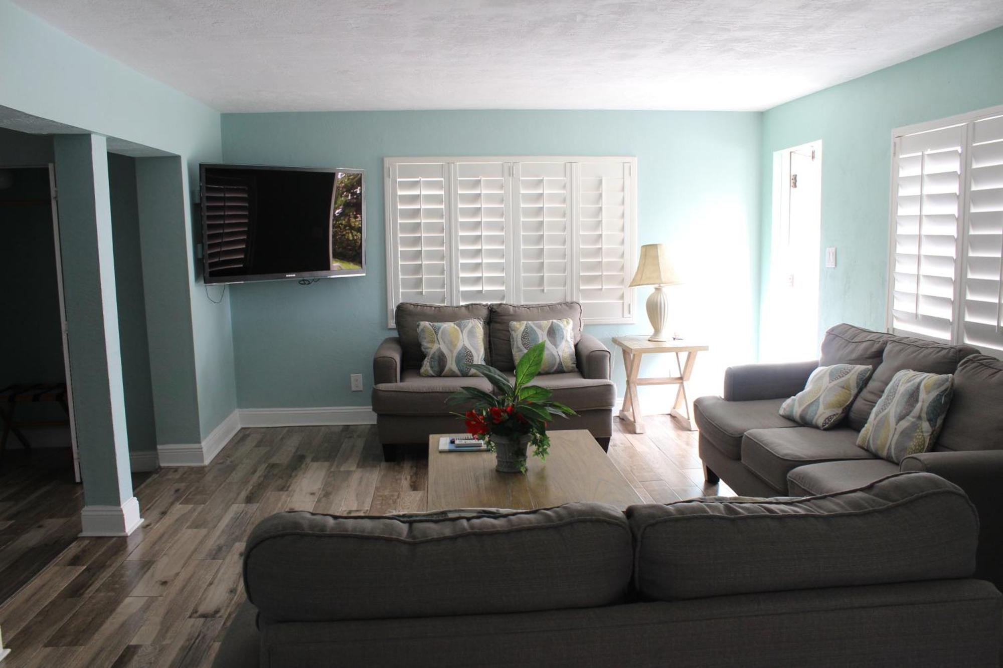 Shoreline Suites & Cabana Cottages - Beachfront Daytona Beach Bilik gambar
