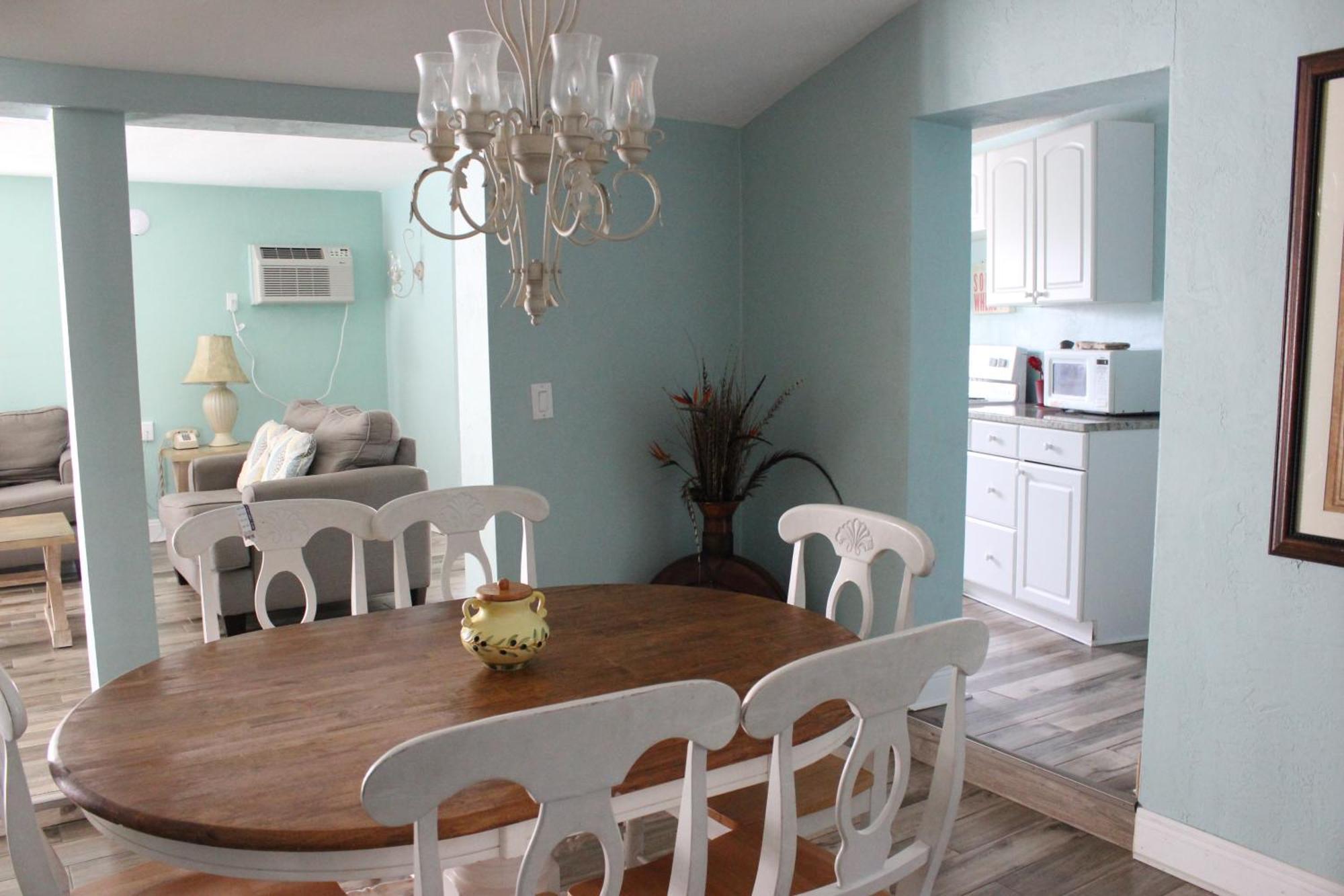 Shoreline Suites & Cabana Cottages - Beachfront Daytona Beach Bilik gambar