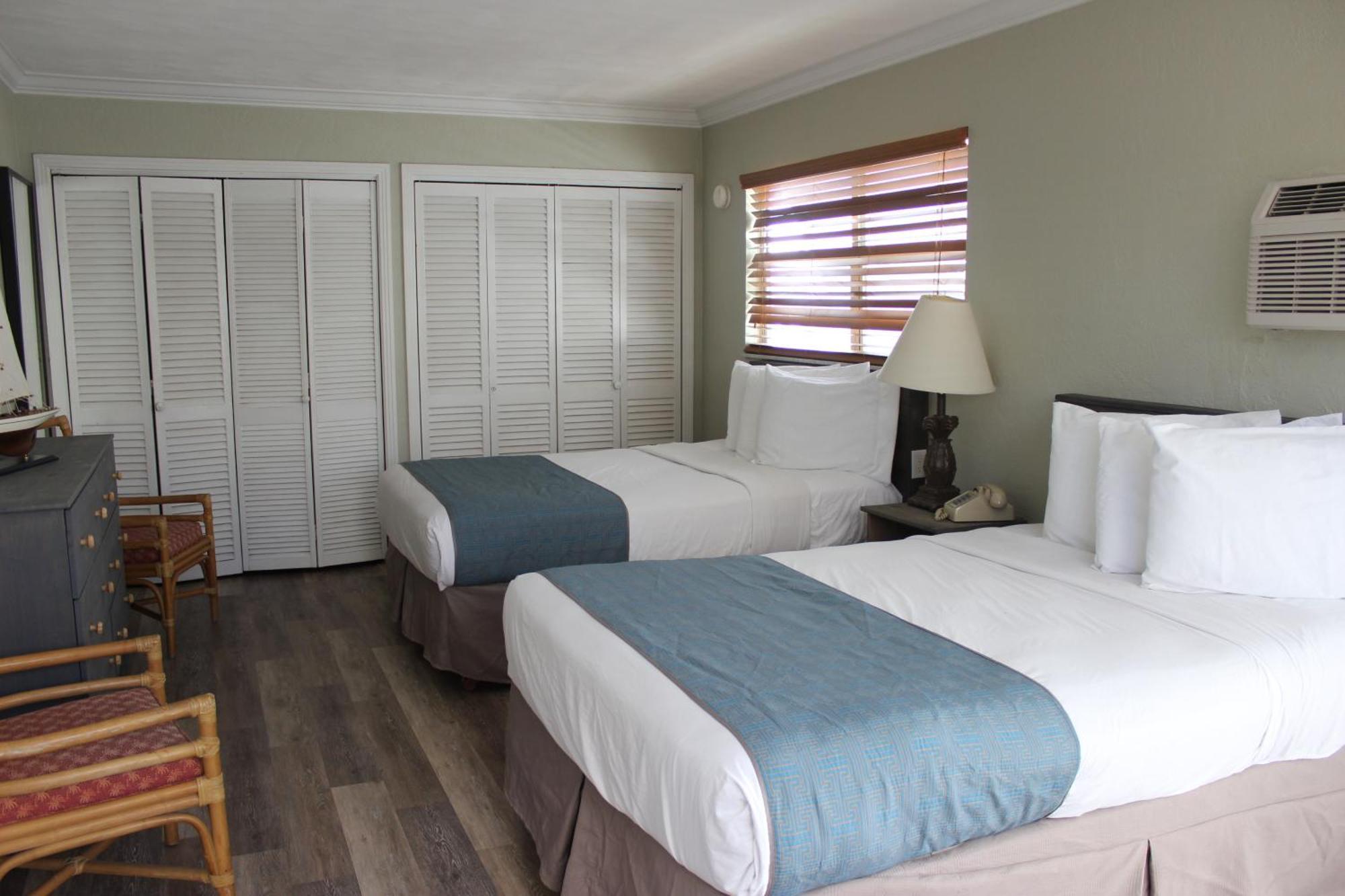Shoreline Suites & Cabana Cottages - Beachfront Daytona Beach Bilik gambar