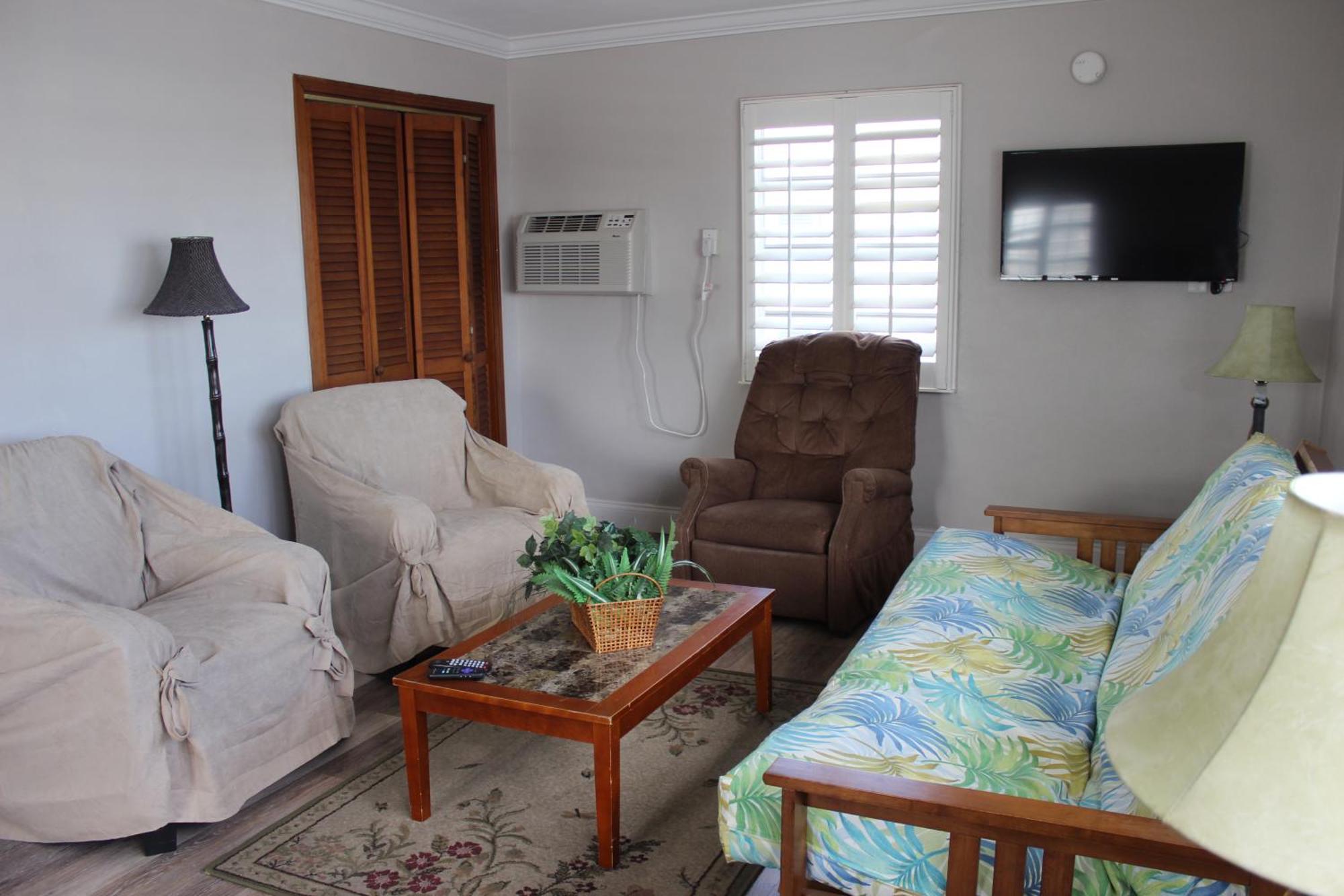 Shoreline Suites & Cabana Cottages - Beachfront Daytona Beach Bilik gambar