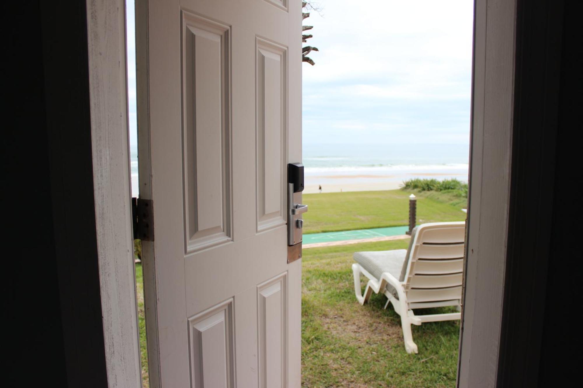 Shoreline Suites & Cabana Cottages - Beachfront Daytona Beach Bilik gambar