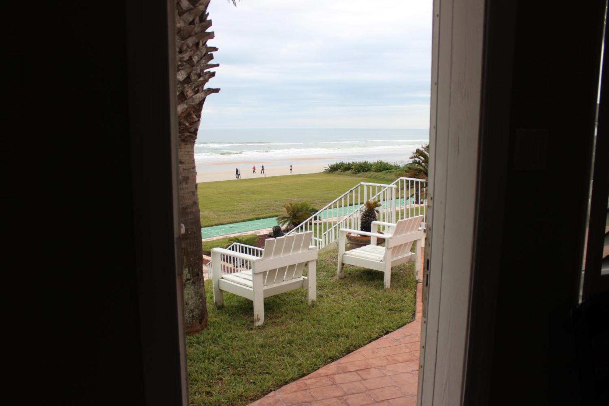Shoreline Suites & Cabana Cottages - Beachfront Daytona Beach Bilik gambar