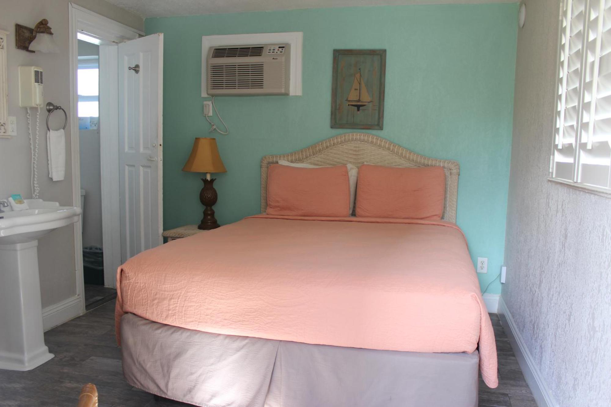 Shoreline Suites & Cabana Cottages - Beachfront Daytona Beach Bilik gambar