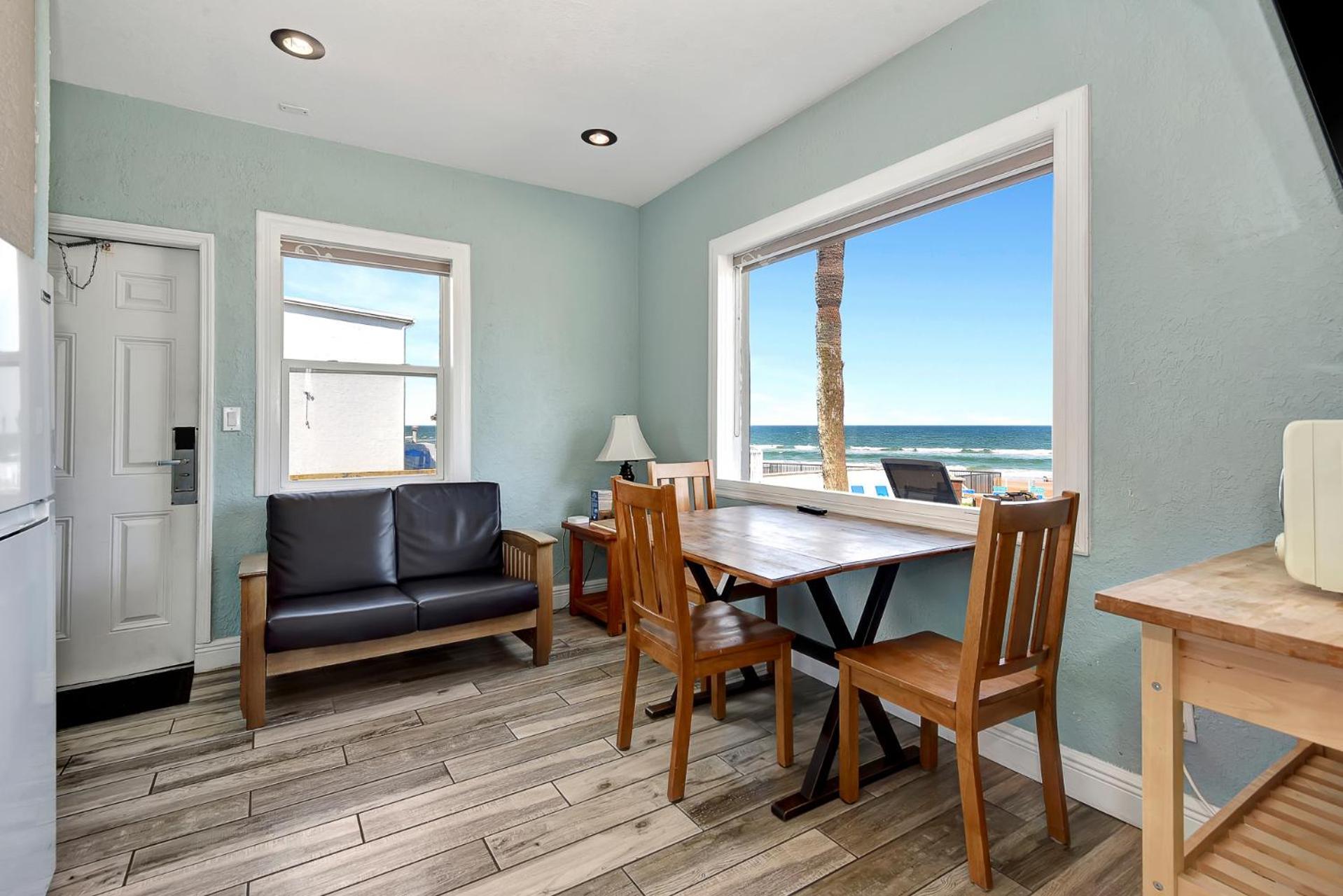 Shoreline Suites & Cabana Cottages - Beachfront Daytona Beach Luaran gambar