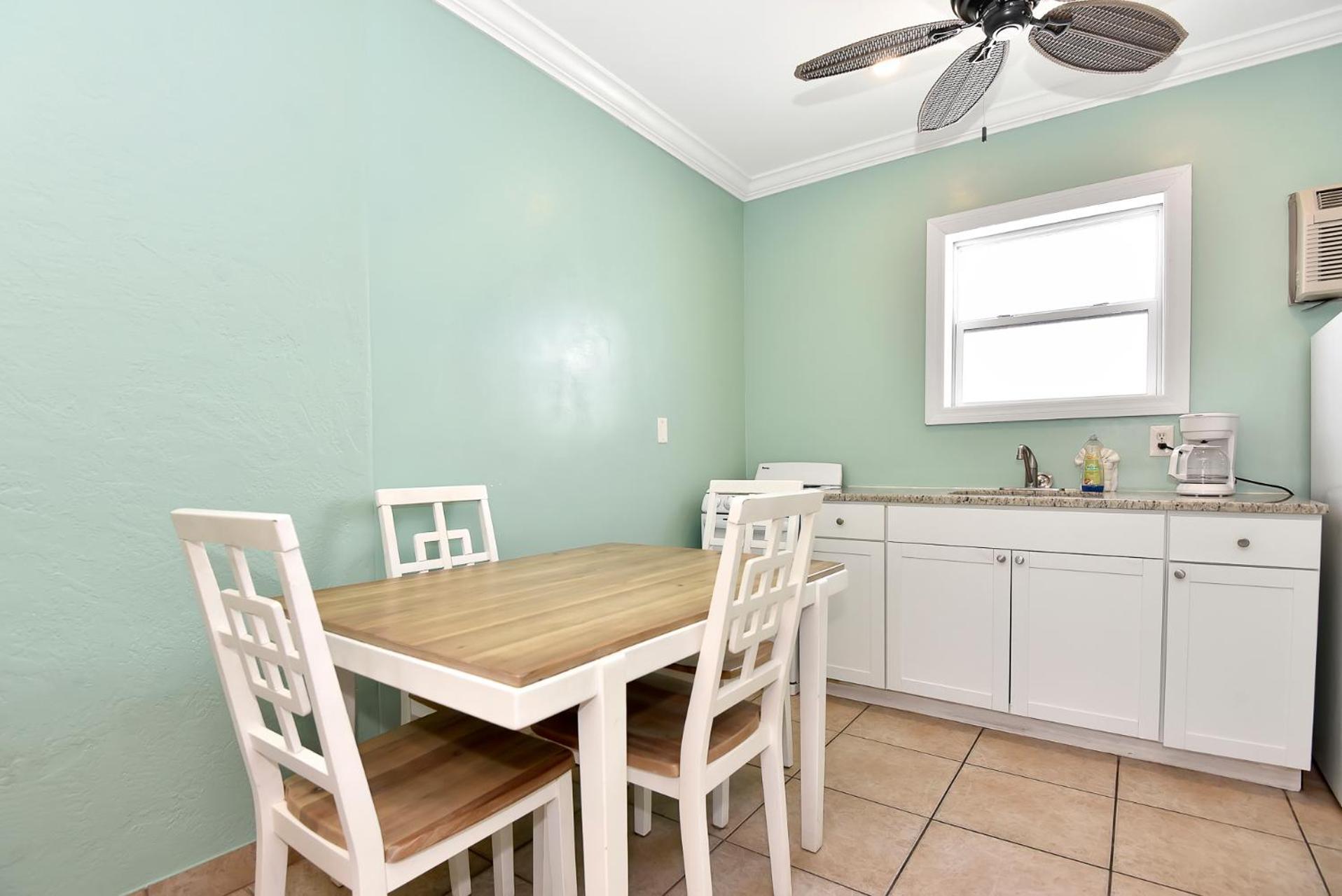 Shoreline Suites & Cabana Cottages - Beachfront Daytona Beach Luaran gambar